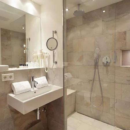 فندق Ludwig Superior كولونيا