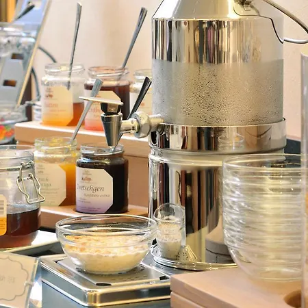 Ludwig Superior Köln