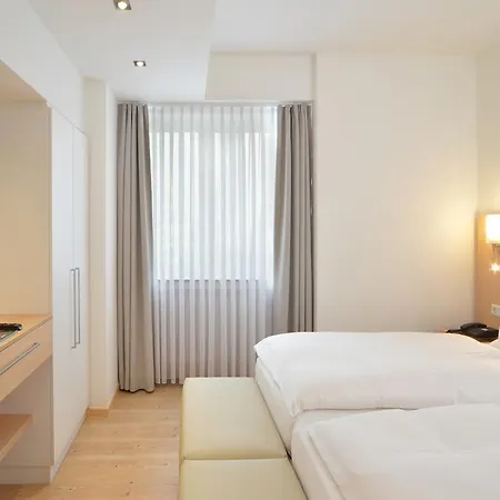 Otel Ludwig Superior Köln