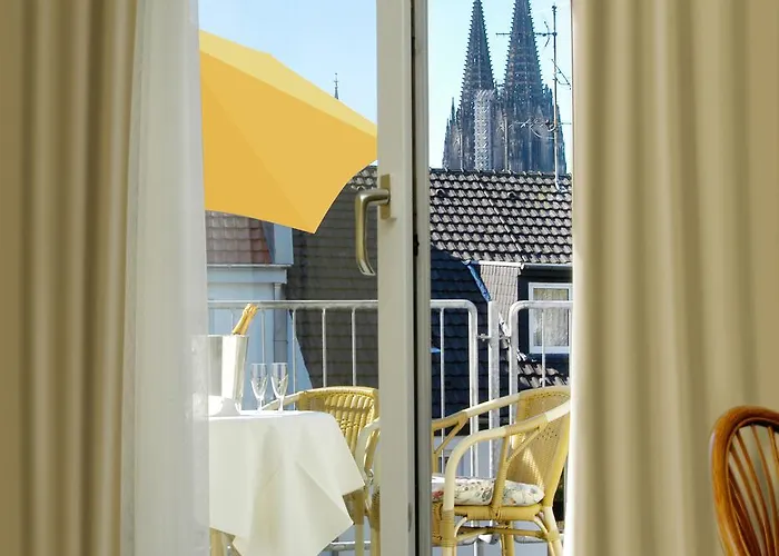 Hotel Ludwig Superior 3*